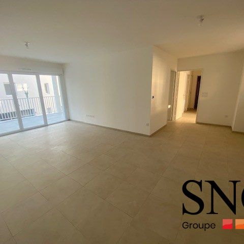 T4 NEUF AVEC BALCON + PARKINGS - Photo 1