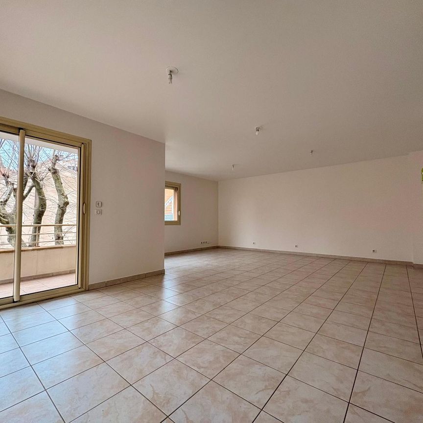 Location Appartement 3 pièces 87m² AUBENAS 07200 - Photo 1