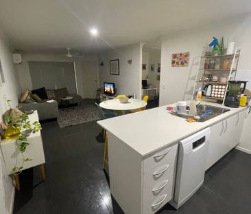 Holland Park - Photo 4