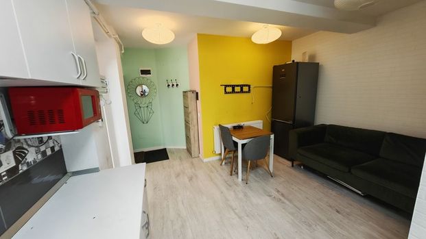 Apartament 2 camere cu parcare Valea Lupului 380 euro - Photo 1