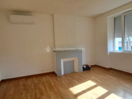 Location Appartement 4 pièces 79 m2 à Carmaux - Photo 3