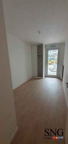 T4 EN COLOCATION AVEC TERRASSE ET JARDIN + 1 PARKING - Photo 5