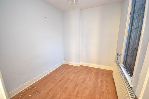 2 bed flat to rent in Spohr Terrace, South Shields, NE33 - Photo 1