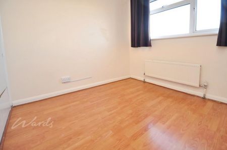 3 bedroom end of terrace house to rent - Photo 5