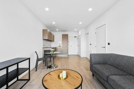 1 bedroom flat to rent - Photo 5