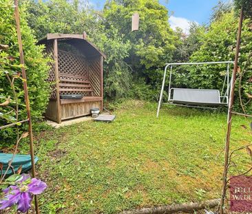 2 bedroom bungalow to rent - Photo 2