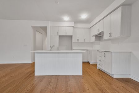 For Lease - 11 Gemini Drive, Barrie, Ontario - Photo 3