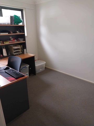 Tighes Hill - Photo 3