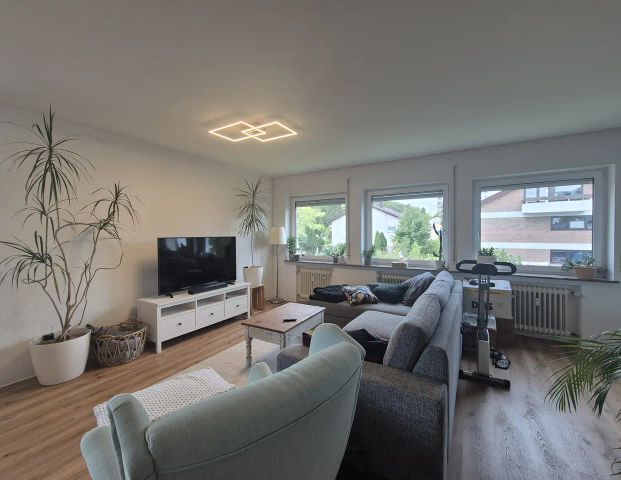 Helle 3,5-Zimmer-Wohnung mit großem Balkon, Gartenanteil und Garage in ruhiger Lage in Böblingen - Foto 1