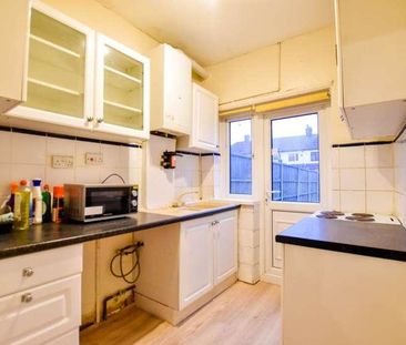 Brendon Road, Chadwell Heath, RM8 - Photo 6