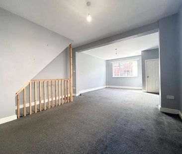North Albert Street, Fleetwood, FY7 - Photo 3