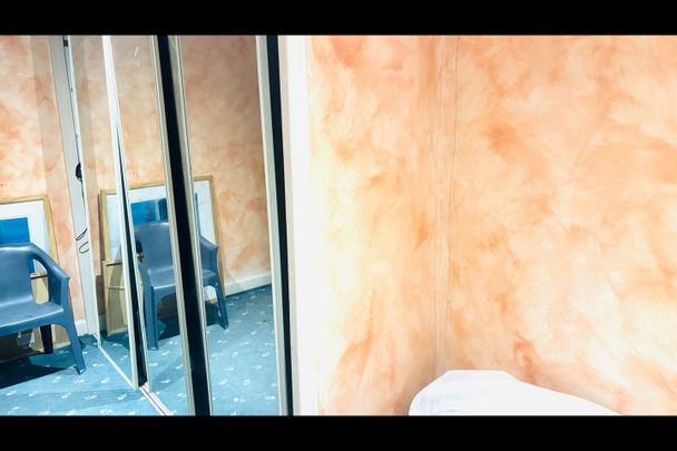 Room in a Shared House, Brixham Gardens, IG3 - Photo 1