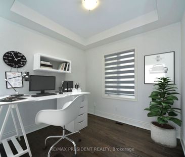 For Lease - 210 Mckean Drive, Whitchurch-Stouffville, Ontario - Photo 2