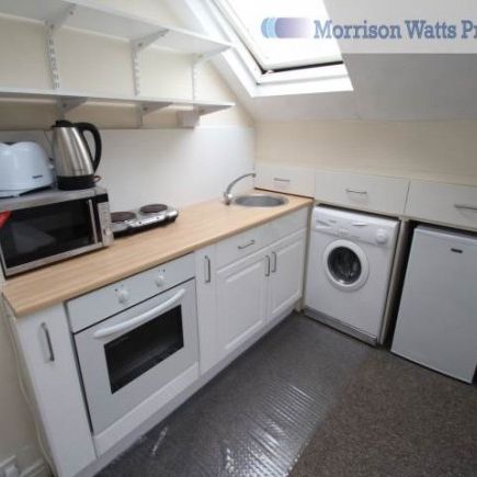 1 Bed - Claremont View, Woodhouse, Leeds - Photo 3