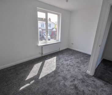 2 bed semi-detached house to rent in Bellfield Avenue, Fawdon, NE3 - Photo 4
