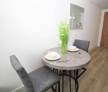 Studio to rent - Photo 1
