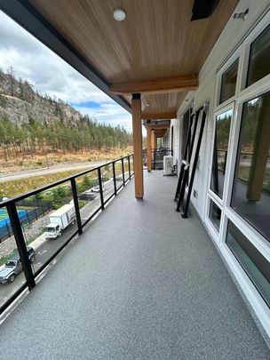 LARGE 2 BED, 2 BATH – BRAND NEW - Photo 1