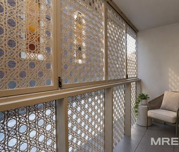 Stylish South Melbourne living in a prime location - Photo 5