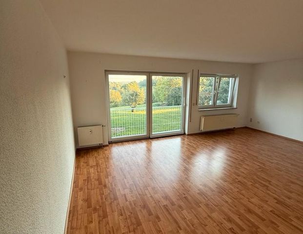 Schöne helle 4-Raumwohnung - Foto 1