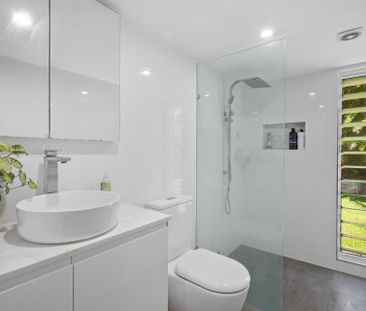 Designed With Lifestyle Mind! A Must See. - Photo 4