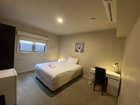 Room 4 (Non Ensuite) - Photo 4