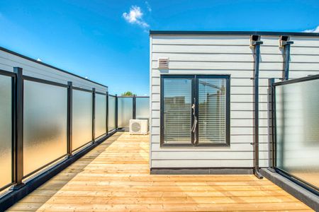 For Lease - 2212 Bromsgrove Road Unit# 15, Mississauga, Ontario - Photo 4