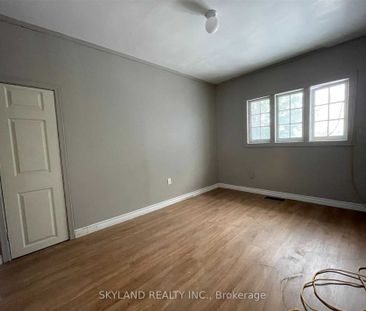 For Lease - 14170 Yonge Street Unit# Unit A, Aurora, Ontario - Photo 1