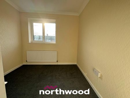 3 bedroom end of terrace house to rent - Photo 5