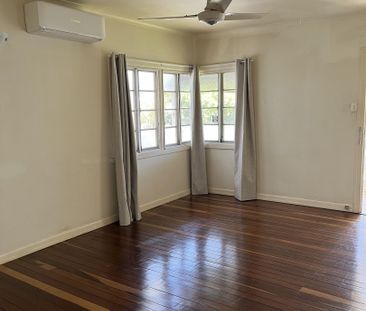 32 Kennedy Street, Brighton QLD 4017 - House For Rent | Domain - Photo 6