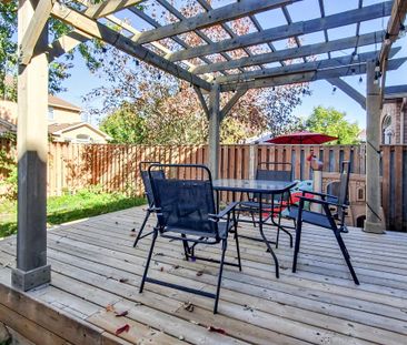 For Lease - 3231 Apricot Street Unit# Main & 2nd Floor, Mississauga... - Photo 3