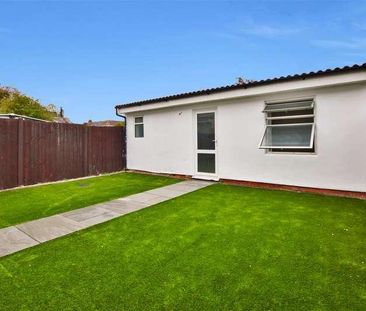 Littleport Spur, Slough, SL1 - Photo 6