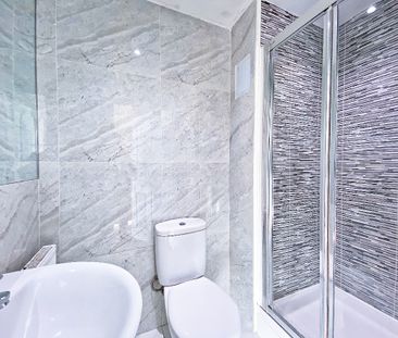 Grant Drive, Church Crookham, Fleet, Hampshire, GU52 - Photo 4