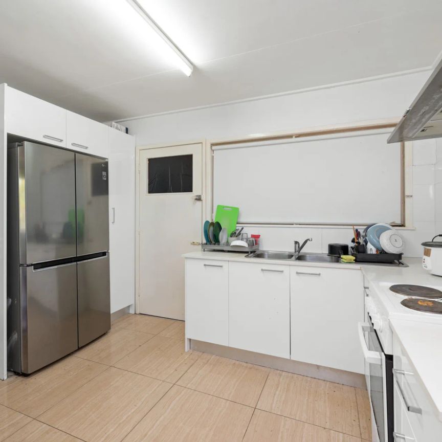 Unit 1/43 Macadamia Street, Macgregor. - Photo 1