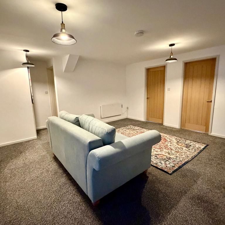 2 bedroom flat to rent - Photo 1