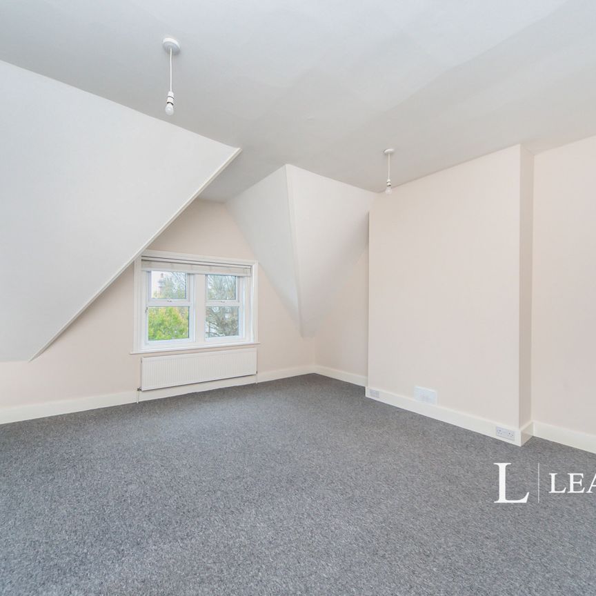 3 bedroom flat to rent Milnthorpe Road, Meads - Photo 1