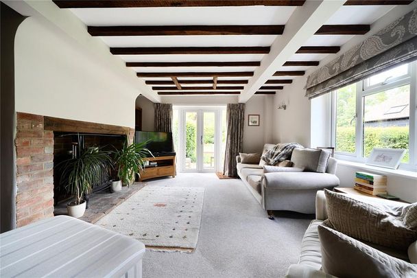4 bedroom semi-detached house to rent - Photo 1