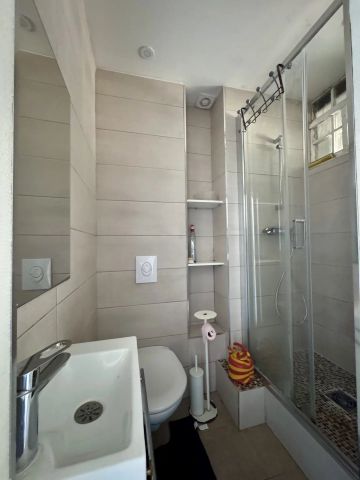 Location Appartement 1 pièce 32m² MARSEILLE 5ème - Photo 3