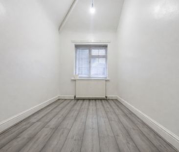 3 Bedroom House To Let - HP12 - Photo 6