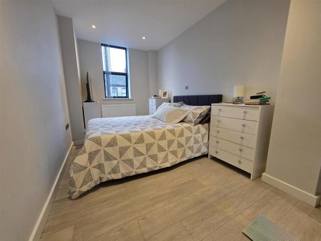 2 bedroom apartment to rent - Photo 5