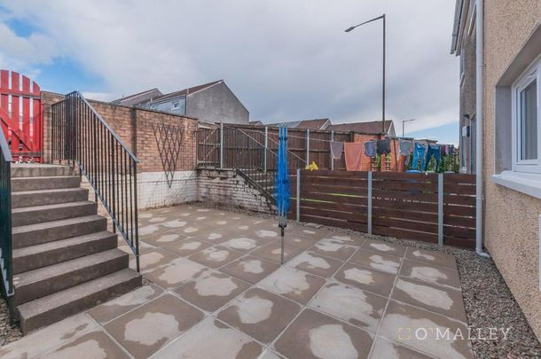 2 bedroom terraced house to rent - Photo 1