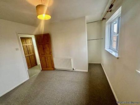 2 bedroom property to rent in Frome - Photo 2