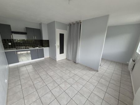 Location Appartement 1 pièce 26m² BOULOGNE SUR MER 62200 - Photo 3