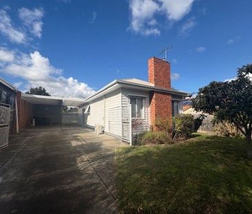 36 Bradshaw Street, Essendon VIC 3040 - Photo 6