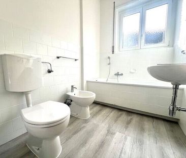 UP TO 3 MONTHS FREE – 3.5 ROOMS RENOVATED IN CHIASSO - Photo 6