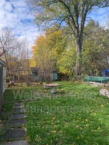 $1,995 / 2 br / 1 ba / Beautiful and All-Inclusive 2-Bedroom Home in St. Catharines! - Photo 3