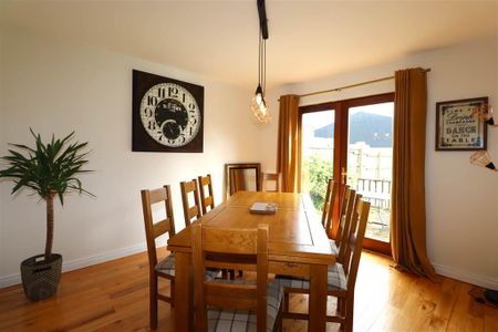 1 Rose Meadows, Lisburn, BT28 2FB - Photo 4