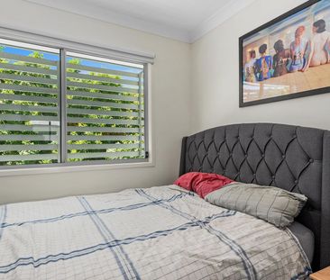YERONGA - IMMACULATE AND MODERN 3-BED TOWNHOUSE WITH AIRCON IN DESI... - Photo 3