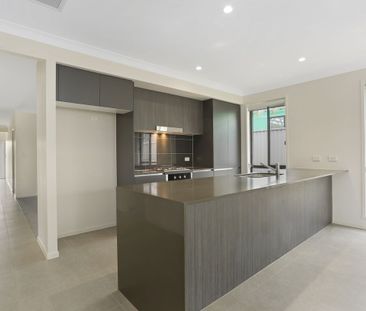 4 Bedroom Family Home - Photo 3