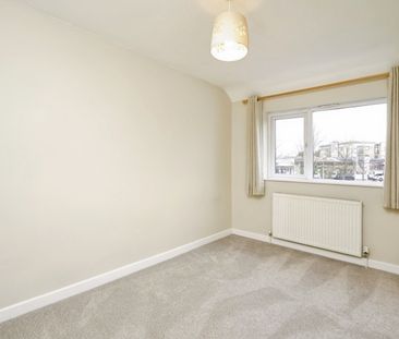 Buckingham Crescent, Bicester - Photo 3