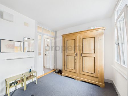 Grosszügige 6-Zimmer-Wohnung -ZUM WOHLFÜHLEN GEDACHT! - Foto 5